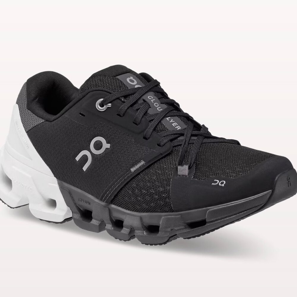 On Cloud Running Shoes size 8 1/2